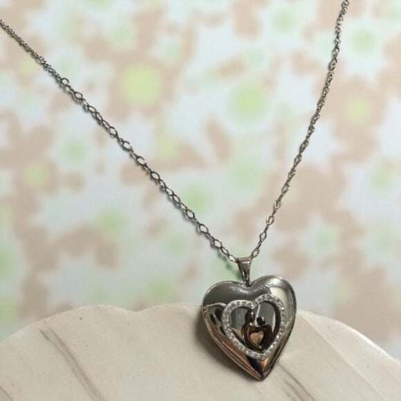 Enchanting Luminesse Mother & Child Heart Necklace - Picture 4 of 5